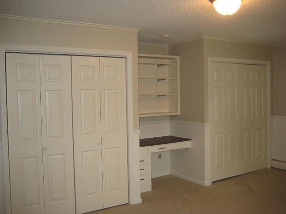 3rd image of 2510 Longfellow Pl