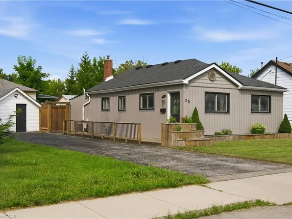29 Hixon Rd, Hamilton, ON L8K 2B8