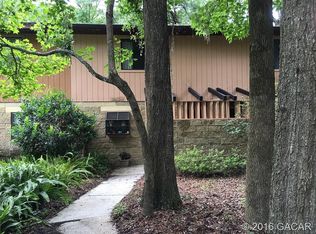 6904 SW 42nd Pl, Gainesville, FL 32608