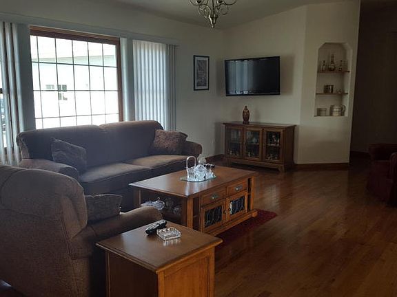 5th image of 85 Woodlyn Dr