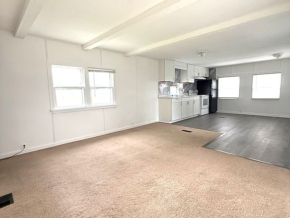 5th image of 21496 Gerards Cove Rd
