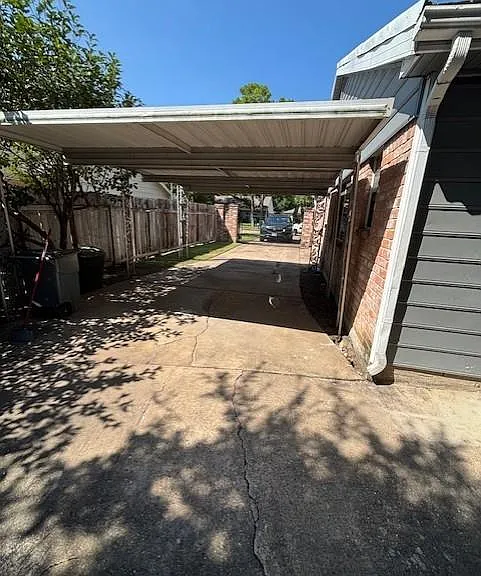 10915 Ella Lee Ln — Photo 6