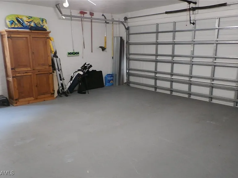 16252 Kelly Woods Dr — Photo 22
