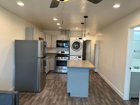 5th image of 6427 Shaules Ave #6427