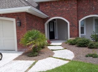 176 Fox Run Dr, Brunswick, GA 31525
