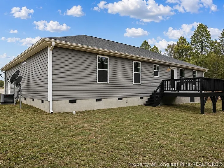 170 Starlight Dr — Photo 2