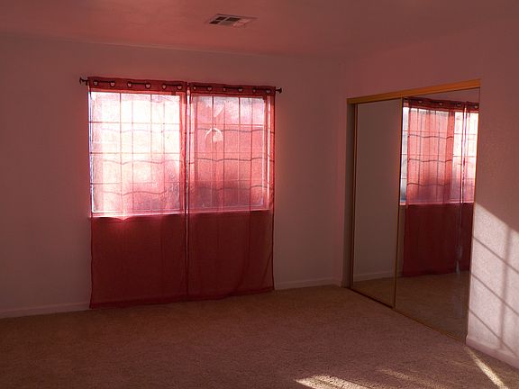 5th image of 9517 E Avenue T6
