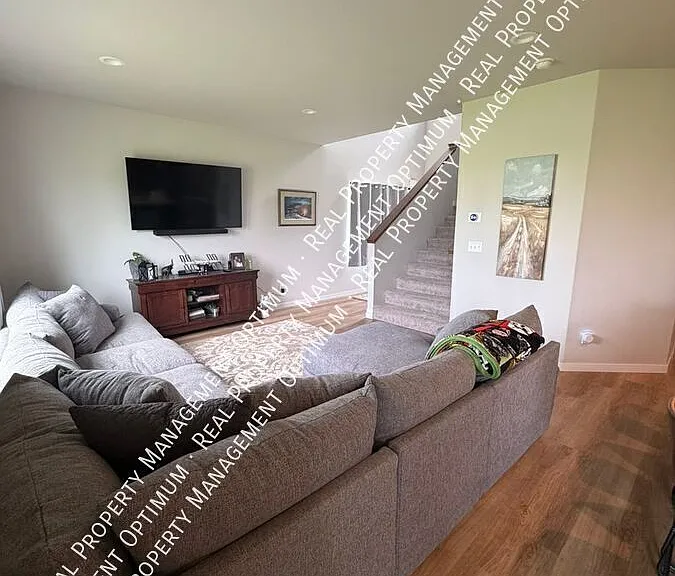 6365 Saint Ann Ave — Photo 22