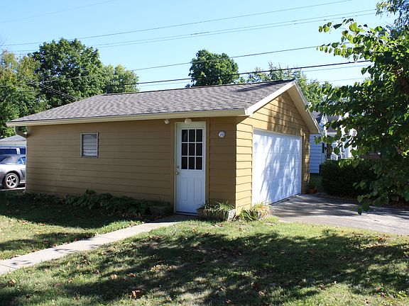 2-car Garage