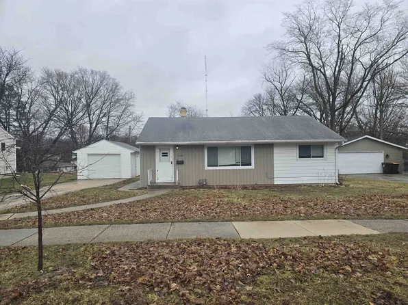 1103 Scottswood Rd, Rockford, IL 61107