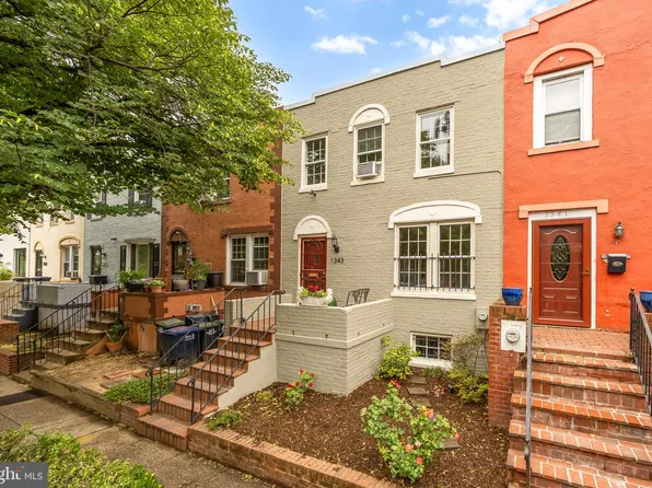1343 Ives Pl SE, Washington, DC 20003