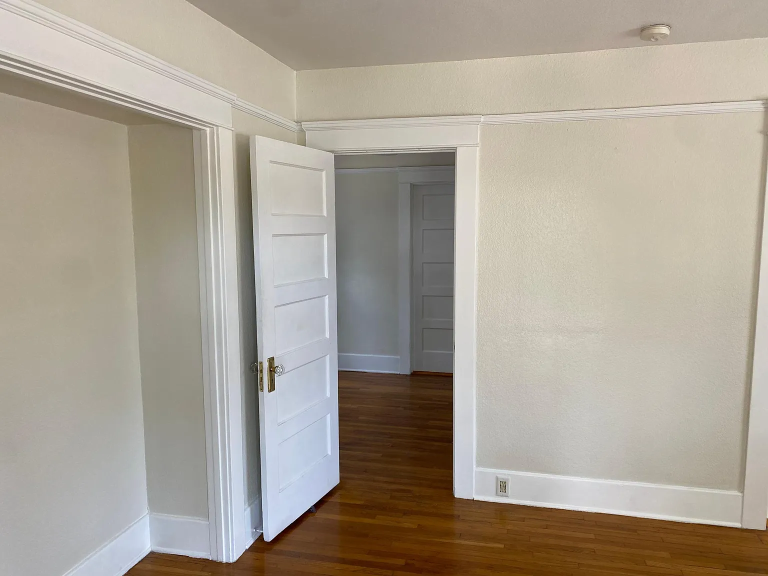 1 bed, 564 sqft, $2,690 — Photo 4