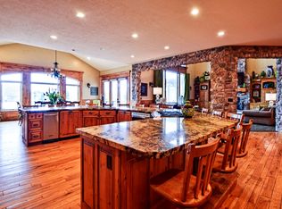 6907 W 10300 N, Highland, UT 84003