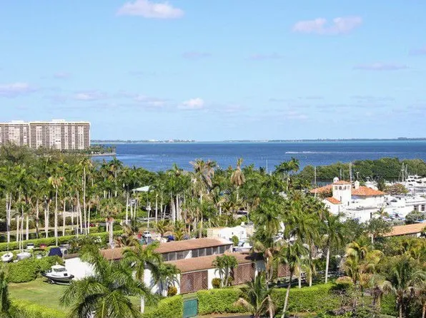 2575 S Bayshore Dr APT 10B, Miami, FL 33133