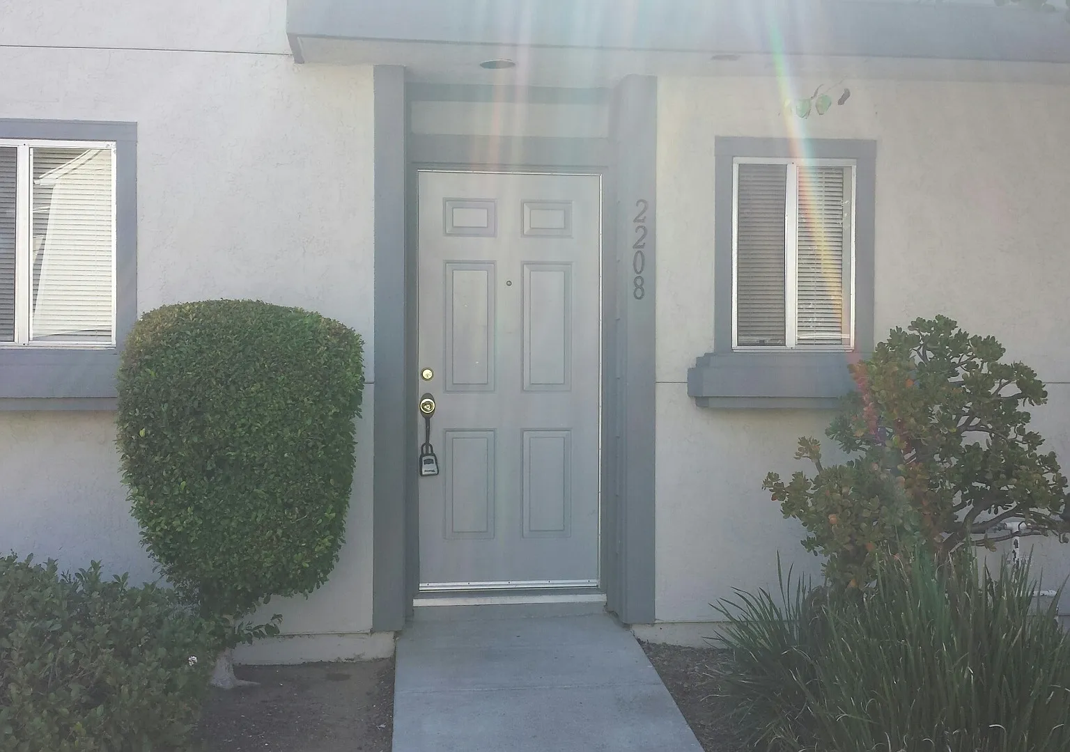 2 Bedroom - 2.5 Bathroom Condo in gated community — Photo 4