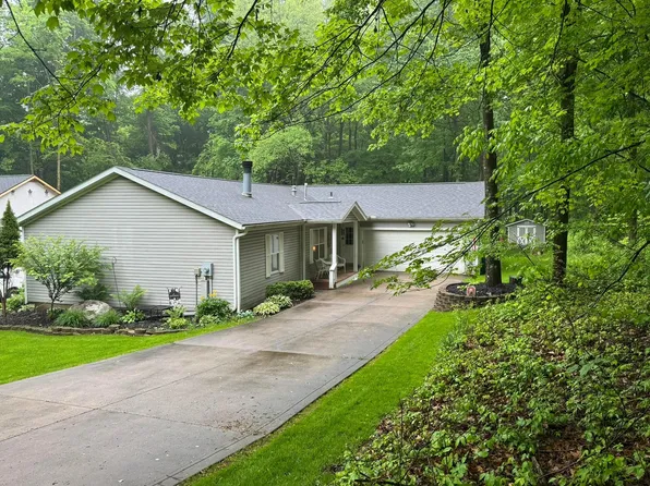 720 Crestrose Cir, Howard, OH 43028