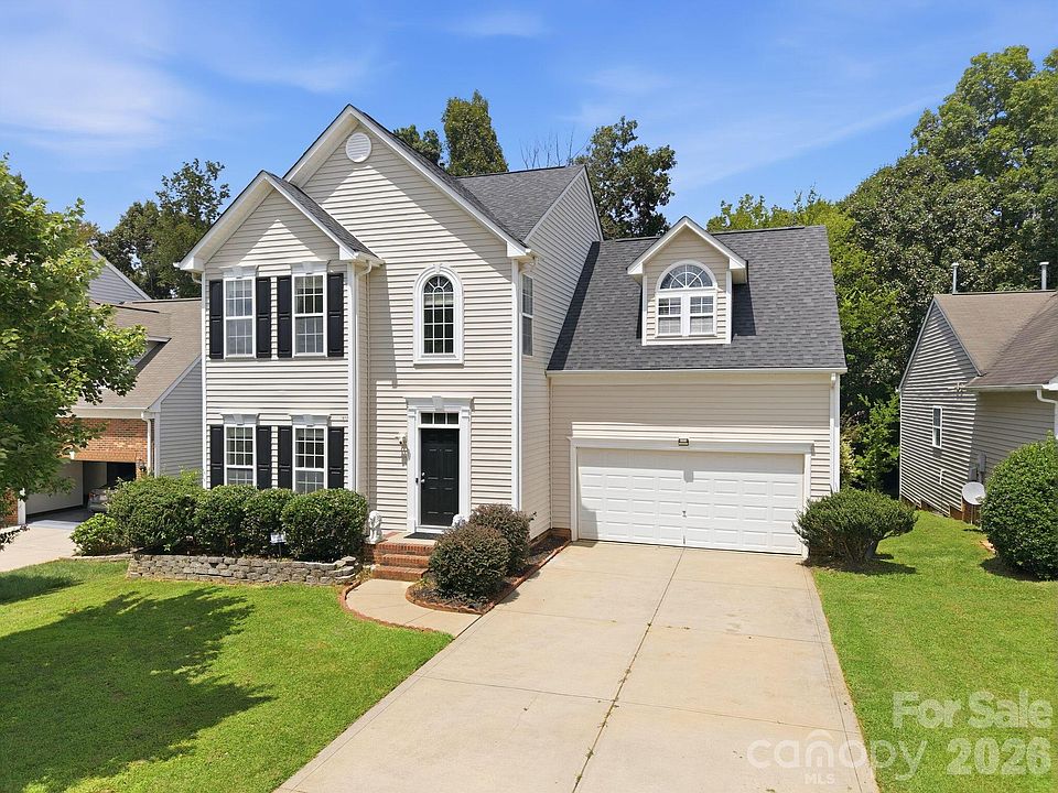 1st image of 1002 Canopy Dr