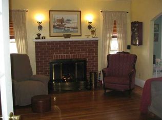 54 Potter St, Cranston, RI 02910