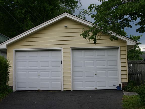 5th image of 1216 NE Ashwood Pl