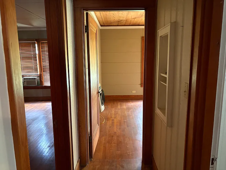 828 W Gandy St — Photo 8