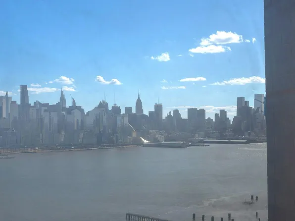 7004 Blvd East image 3 of 39