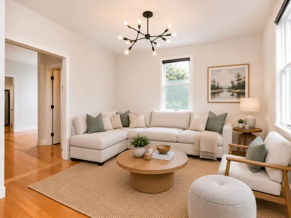 15 Clark St, Winchester, MA 01890