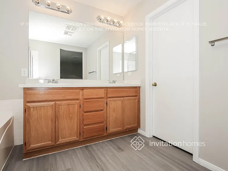 5504 Grand Rapids St — Photo 10