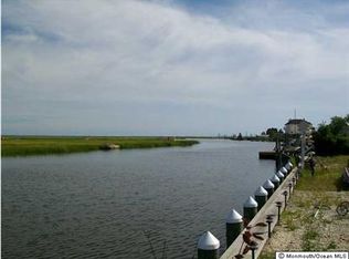 1 S Burgee Dr, Little Egg Harbor, NJ 08087