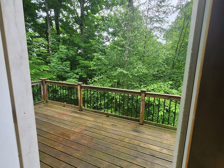 1426 Vertical Mile Rd — Photo 10