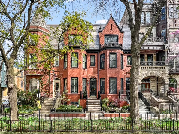 566 W Arlington Pl, Chicago, IL 60614