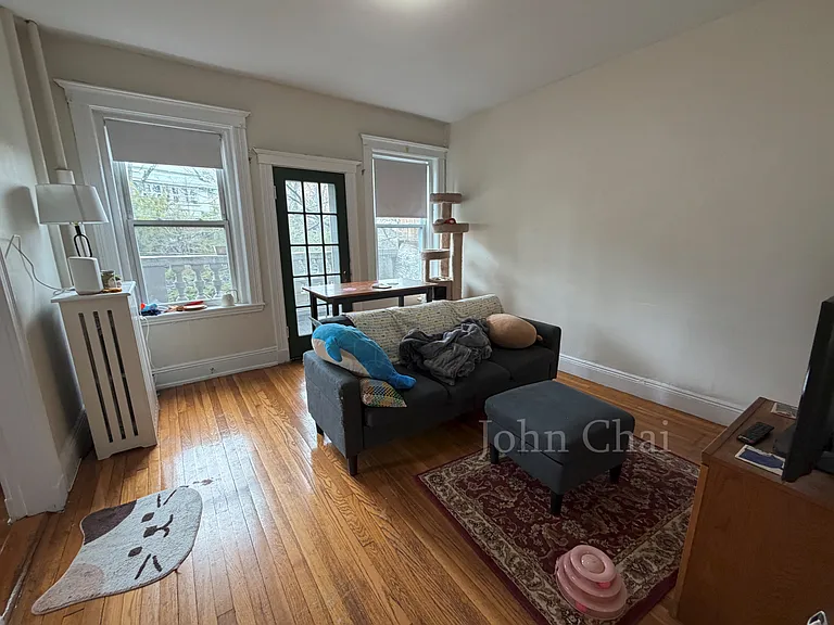 9 Egremont Rd #10 — Photo 2