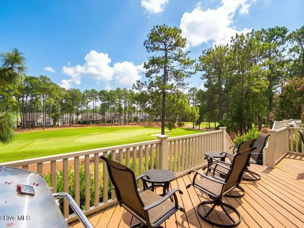 150 Cochrane Castle Circle, Pinehurst, NC 28374