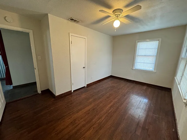 610 Jefferson Ave — Photo 11