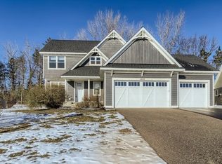 1468 Monterey Ct, Stillwater, MN 55082