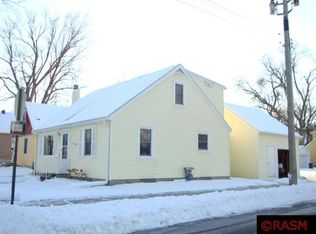 845 Wall St, North Mankato, MN 56003