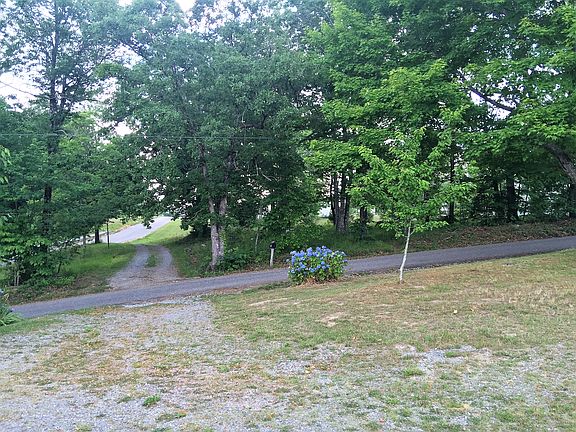 SIDE ROAD FRONTAGE