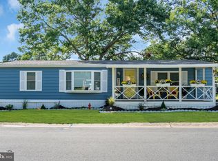 15 Kimberly Dr, Barnegat, NJ 08005