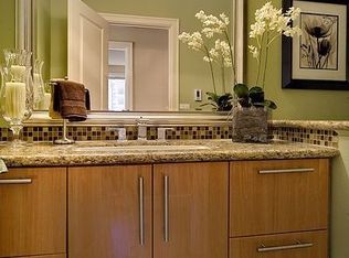 4515 Greenwood Ave N APT 103, Seattle, WA 98103