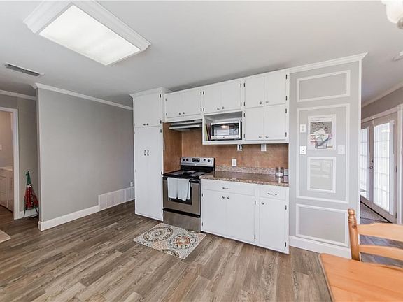 5th image of 1811 Oak Hill Dr