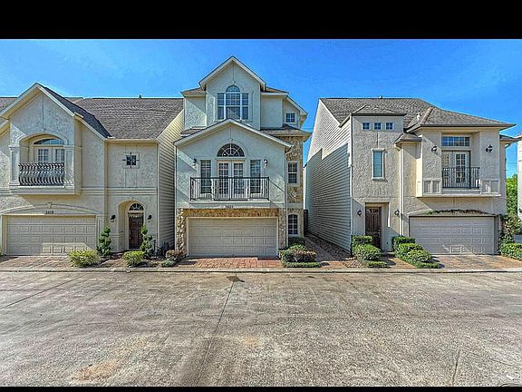 2nd image of 2621 Edgefield Lakes Dr