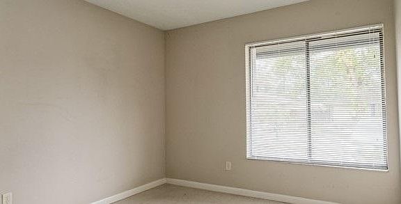 2nd image of 37217 Oak Ct Unit 1