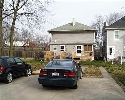 2nd image of 214 W Babbitt St