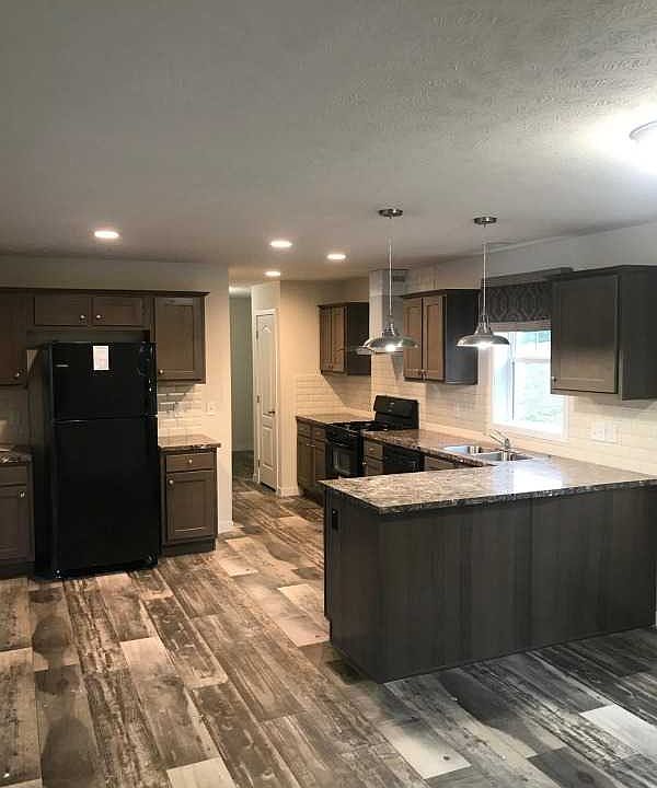 1st image of 9000 Champlain Pl