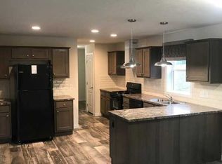 9000 Champlain Pl, West Olive, MI 49460