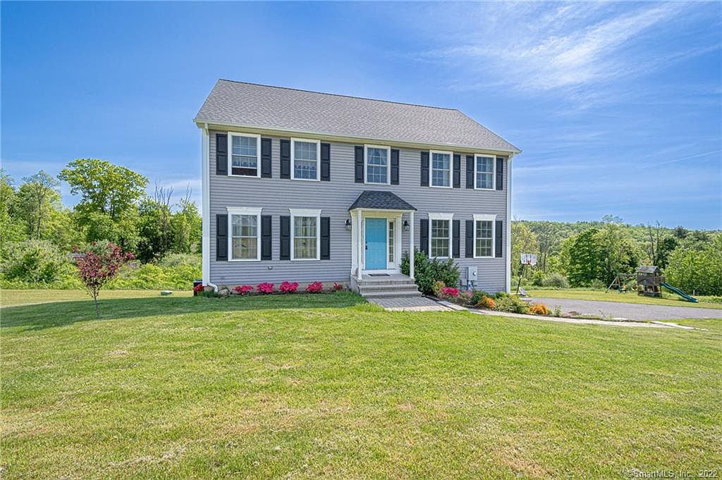6 Hawthorne Ln, New Milford, CT 06776 Zillow