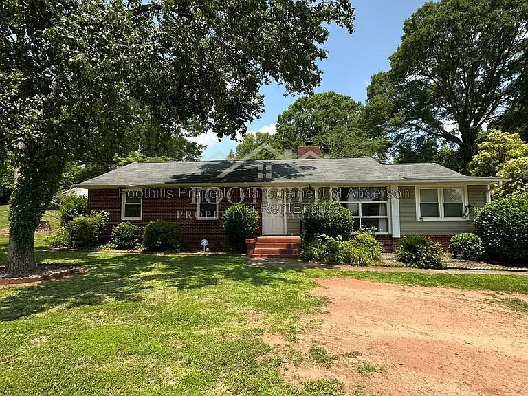 809 Wilson St — Photo 17