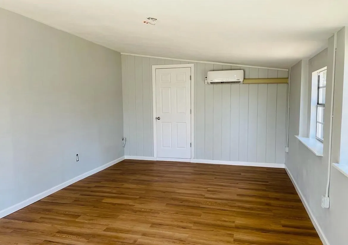 2506 Boyd Ave — Photo 4