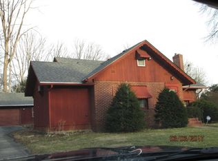 1620 Warren Rd, Rockford, IL 61108