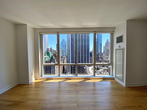4th image of 885 6th Ave #23C