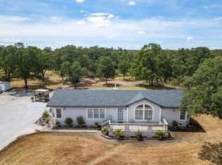 22785 Walts Ln, Anderson, CA 96007